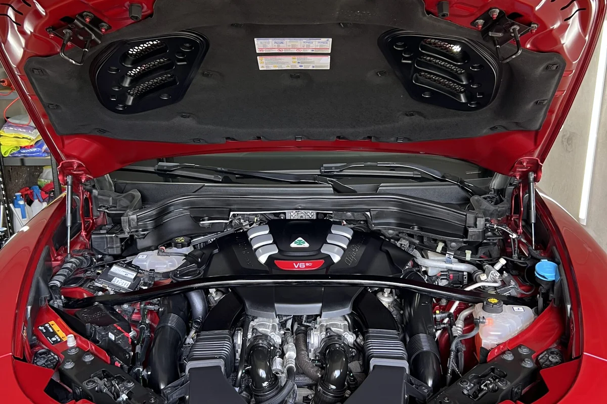 CustomWorks Bydgoszcz - wrapping zmiana koloru folią