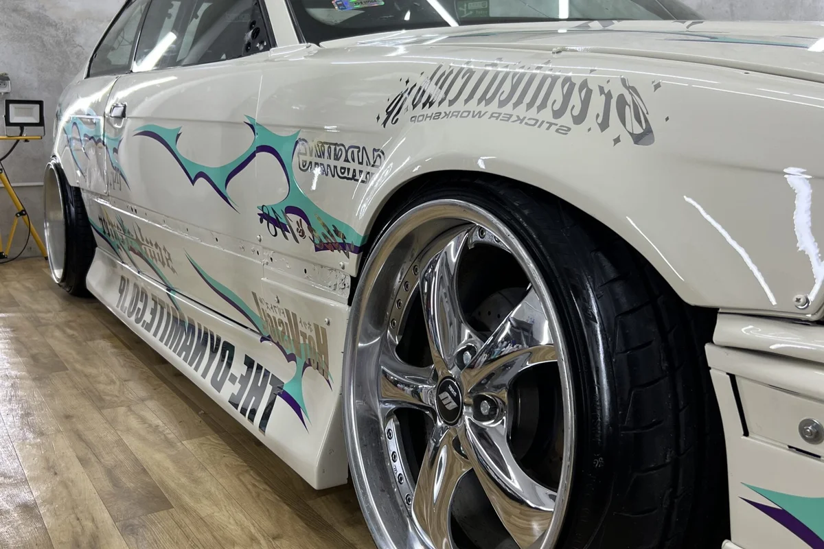 CustomWorks Bydgoszcz - tuning wizualny samochodu